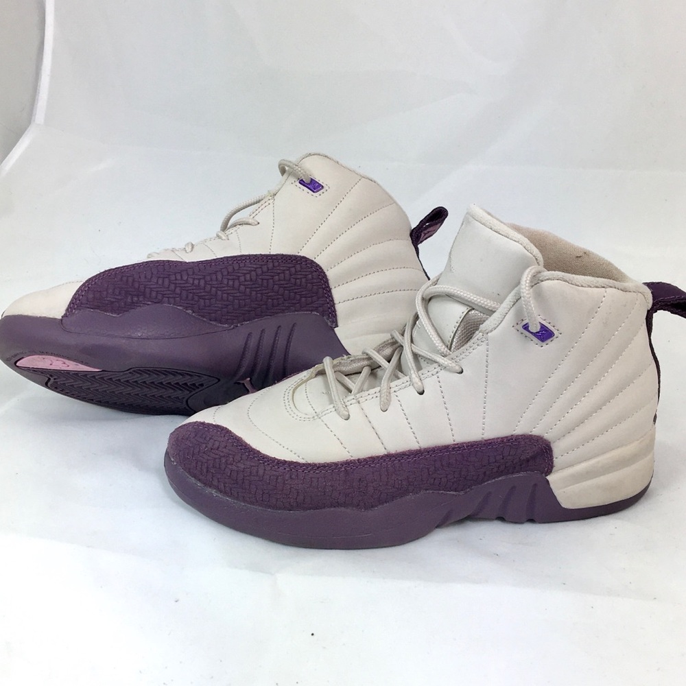 Air Jordan Retro Desert Sand Purle Sz. 3Y